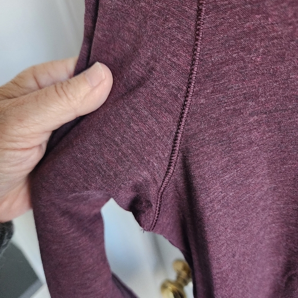 Lululemon mens 5 year basic long sleeve tshirt sz large - Picture 5 of 6